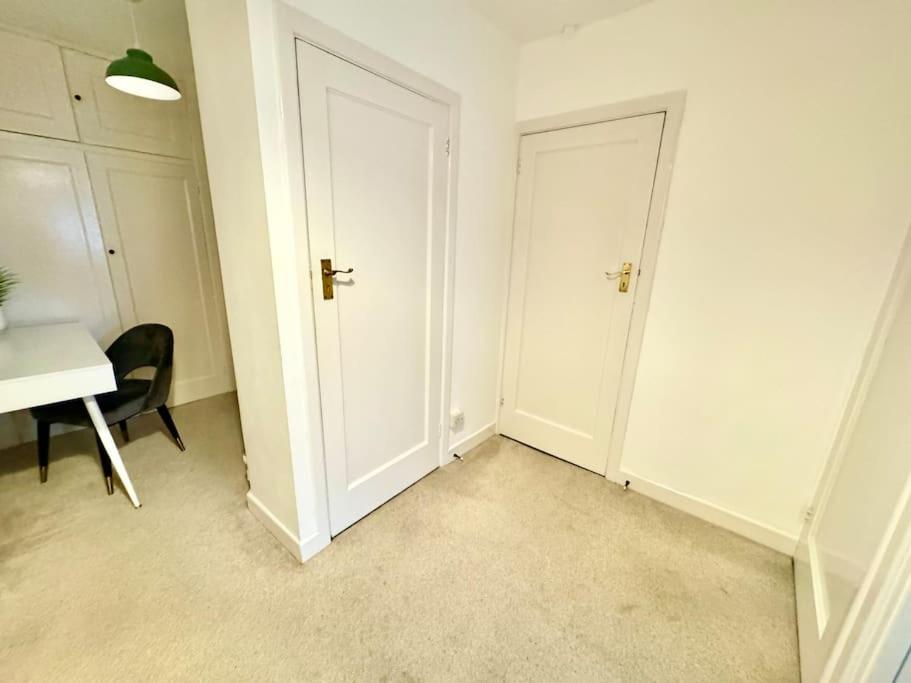 Central Chichester Sanctuary Екстер'єр фото